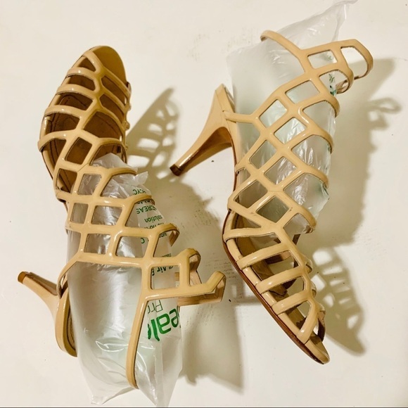 SCHUTZ•JULIANA CAGED HEEL NUDE size 5.5 - Picture 4 of 13